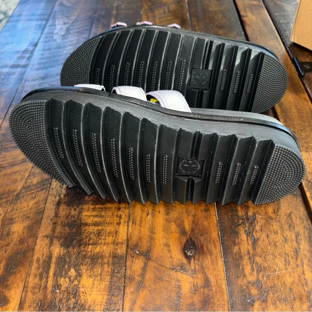 Dr Marten Sandals NIB - Picture 7 of 11